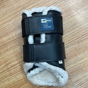 Intec flex rider boots size m. Protect your horse’s delicate ankles!